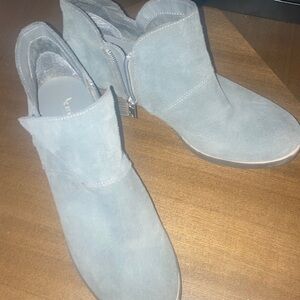 Womens Koolburra by UGG Gray Suede zippered booties